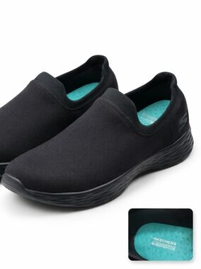 Skechers You Define Women's Size 11 Shoes Black Slip On Comfort Walking Sneakers